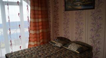 Фотографии Гостиница Inn Chernomorskaya Naberezhnaya г. Феодосия Крым (Россия) №5 Фото Гостиница Inn Chernomorskaya Naberezhnaya г. Феодосия 5