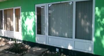 Фото номера Двухместный номер с 1 кроватью или 2 отдельными кроватями Гостевой дом Суворинские камни г. Феодосия 3