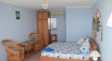 Фото номера Двухместный номер с 2 отдельными кроватями Гостевой дом Otel Maria г. Феодосия 2