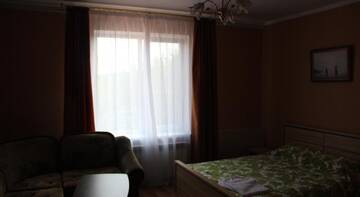 Фото номера Семейный номер с ванной комнатой Гостевой дом Persona Inn г. Феодосия 3