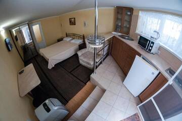 Фото номера Стандартные апартаменты Апартаменты Rooms on Chernomorskaya Naberezhnaya г. Феодосия 9