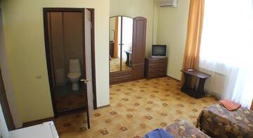 Фото номера Стандартный двухместный номер с 2 отдельными кроватями Гостевой дом  Вега г. Феодосия 2