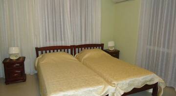 Фото номера Большой двухместный номер Гостиница Guest House Tamara г. Феодосия 2