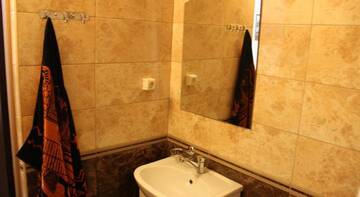 Фото номера Люкс Гостевой дом Inn Tri Sosny г. Феодосия 2