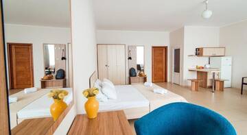 Фото номера Номер  Гостевой дом Inn Ostrovok г. Феодосия 18