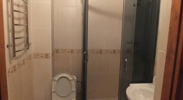 Фото номера Трехместный номер-люкс Гостиница Афродита г. Феодосия 7