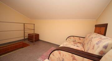 Фото номера Улучшенный четырехместный номер Гостиница Guest House Svetoch г. Феодосия 8