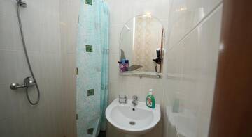 Фото номера Стандартный двухместный номер с 1 кроватью Гостиница Guest House Svetoch г. Феодосия 11