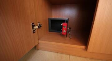 Фото номера Стандартный двухместный номер с 1 кроватью Гостиница Guest House Svetoch г. Феодосия 9