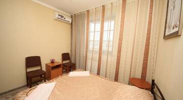 Фото номера Стандартный двухместный номер с 1 кроватью Гостиница Guest House Svetoch г. Феодосия 6