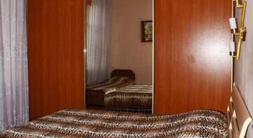 Фото номера Апартаменты с 2 спальнями Гостевой дом Briz г. Феодосия 10