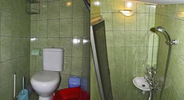 Фото номера Трехместный номер с балконом Гостевой дом Briz г. Феодосия 4