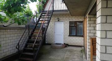 Фото номера Классический трехместный номер Гостиница Guest House Zemfira г. Феодосия 6