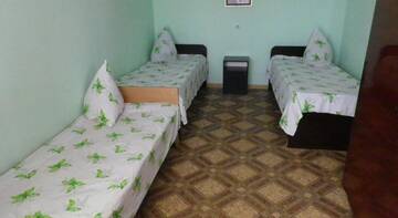 Фото номера Четырехместный номер Гостиница Guest House Zemfira г. Феодосия 11