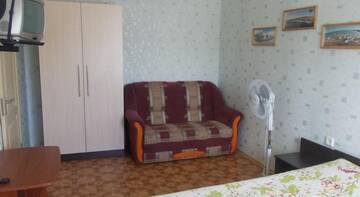 Фото номера Четырехместный номер эконом-класса Гостиница Skazka г. Феодосия 3