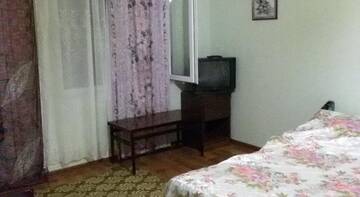 Фото номера Стандартный семейный номер Гостиница Shaumyana 10 г. Феодосия 5