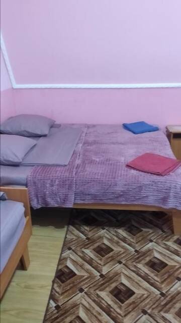 Фото номера Улучшенный трехместный номер Гостиница Guest house Celica г. Феодосия 4
