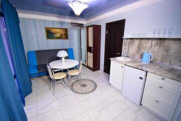 Фото номера Апартаменты с 1 спальней Мини-отель VIP отельСемья г. Феодосия 4