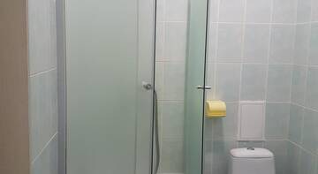 Фото номера Стандартный двухместный номер с 1 кроватью или 2 отдельными кроватями Гостевой дом Inn Grecheskaya 6 г. Феодосия 4