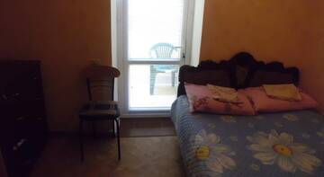 Фото номера Дом с 3 спальнями Гостиница Guest House Morskaya 12A г. Феодосия 11