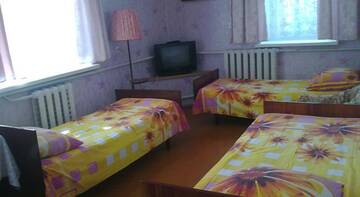 Фото номера Семейный номер Гостиница Guest house NATALI г. Феодосия 2