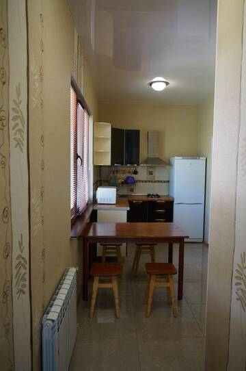 Фото номера Четырехместный номер Гостевой дом Mini hotel on Narodnoy г. Феодосия 7