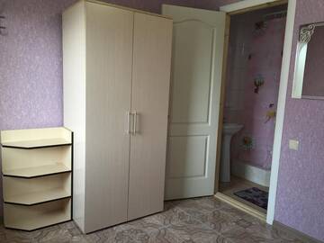 Фото номера Трехместный номер &amp;quot;Комфорт&amp;quot; с душем Гостиница Гостевой Дом Фортуна г. Феодосия 9